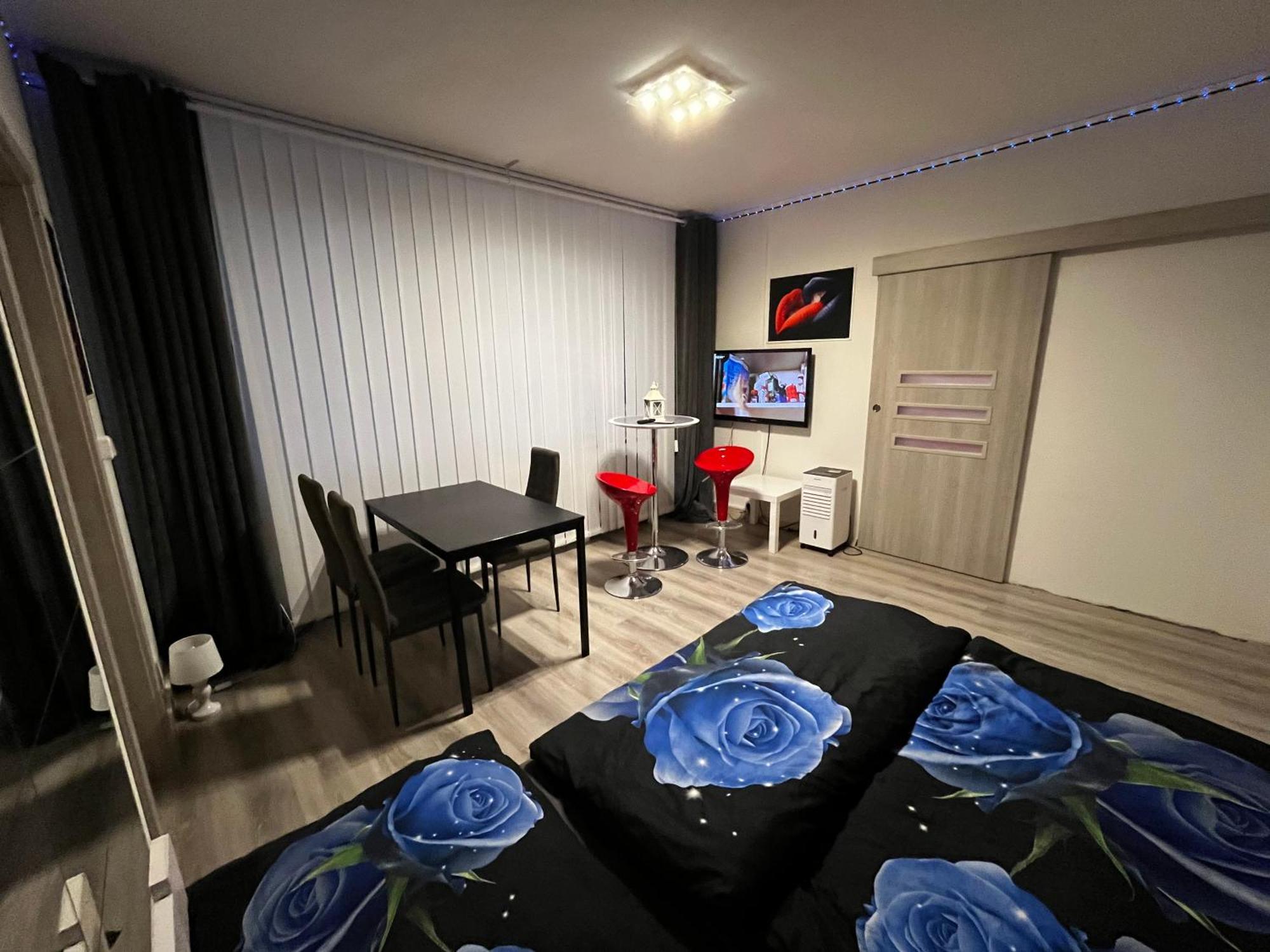 Monfas Apartment Barrandov Prag Exterior foto